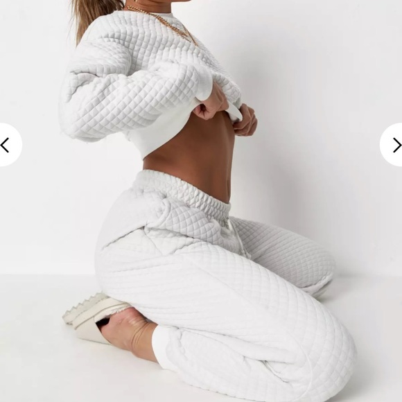White Quilted Sweatshirt And Joggers - Picture 3 of 5